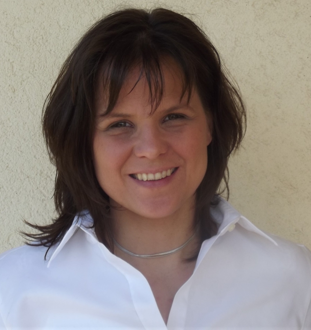 Rajzó Éva - portré